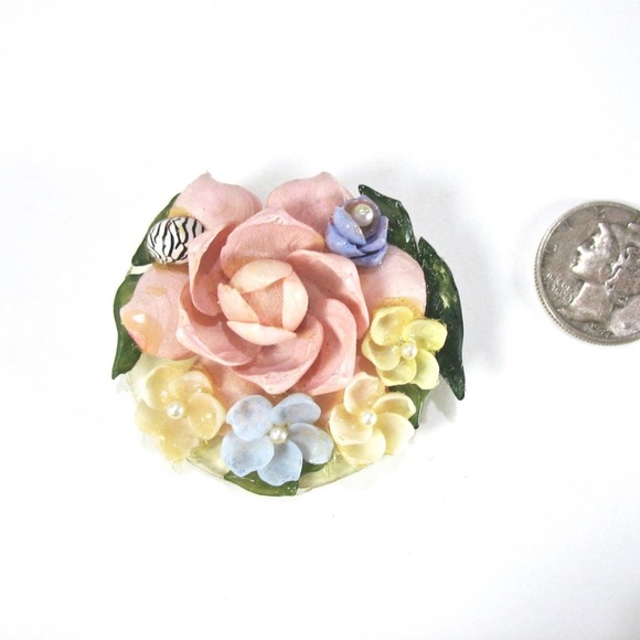 Real Shell Flower Brooch, Floral Pin, Mid-Century - Picture 7 of 8